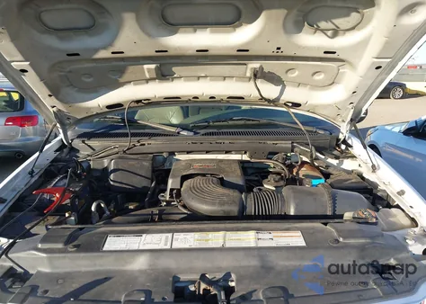 1997 Ford Expedition Eddie Bauer/Xlt z USA, uszkodzony, nr VIN 1FMFU18L4VLC15482